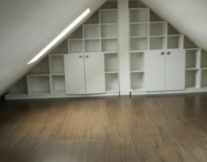 Appartement 3 chambres à vendre dans Cluj-napoca, zone Manastur