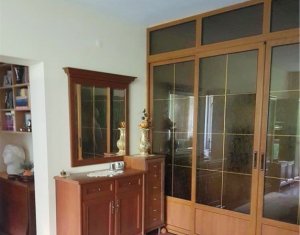 Appartement 3 chambres à vendre dans Cluj-napoca, zone Centru