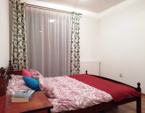 Vanzare apartament cu doua camere, finisat, terasa 16 mp, zona Sub Cetate