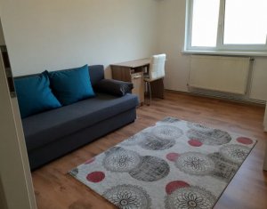 Apartament cu 4 camere decomandate, parter, zona Big