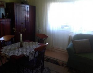 Appartement 5 chambres à vendre dans Cluj-napoca, zone Manastur