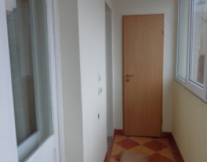 Appartement 3 chambres à vendre dans Cluj-napoca, zone Manastur