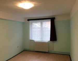 Appartement 3 chambres à vendre dans Cluj-napoca, zone Centru