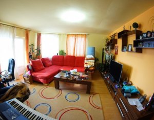 Apartament 3 camere, 91 mp, terasa, pivnita, zona Calea Baciului