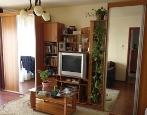 Apartamentu cu 4 camere,d ecomandat, 2 bai, 2 balcoane, Marasti