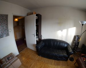 OCAZIE! Vanzare apartament 2 camere, decomandat, cartierul Grigorescu, panorama!