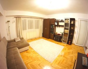 Apartament cu 3 camere, 77mp, 2 balcoane, Manastur, zona Parcul Rozelor