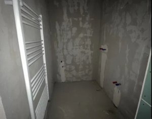 Appartement 3 chambres à vendre dans Floresti