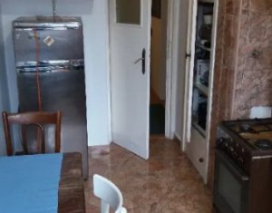 Apartament cu 3 camere, Plopilor