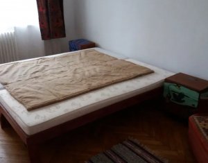 Appartement 3 chambres à vendre dans Cluj-napoca, zone Plopilor