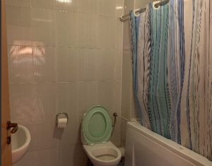 Vanzare apartament 3 camere, cu garaj in Floresti, zona Eroilor