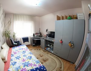 Apartament 3 camere 68 mp, decomandat, finisat, zona centrala, Apahida