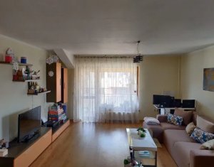 Apartament 2 camere, semidecomandat, zona Baciu