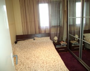 Apartament cu 3 camere, cartier Manastur