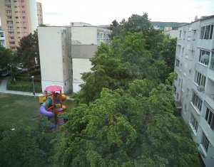 Appartement 3 chambres à vendre dans Cluj-napoca, zone Manastur