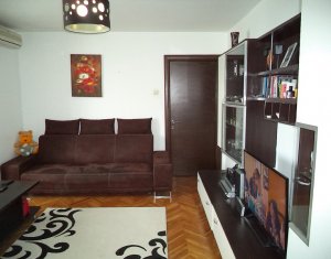 Apartament cu 3 camere, cartier Manastur