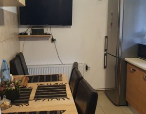 Vanzare apartament 2 camere, situat in Floresti, zona Teilor