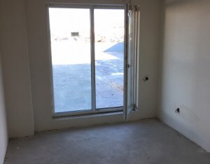 Un deosebit apartament de 2 camere cu terasa si panorama superba asupra orasului