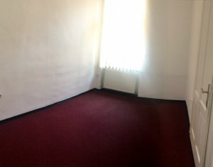 Appartement 4 chambres à vendre dans Cluj-napoca, zone Centru