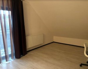 Apartament cu scara interioara, 117 mp utili, 3 balcoane, zona Vivo