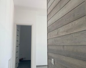 Apartament 2 camere, 2 niveluri, 54 mp, terasa 17 mp, parcare subterana, Centru