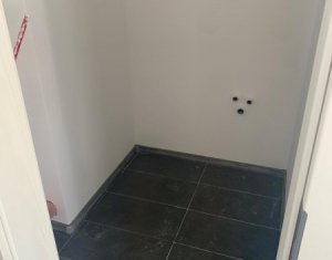 Apartament 2 camere, 2 niveluri, 54 mp, terasa 17 mp, parcare subterana, Centru