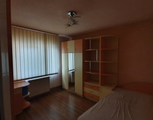 Vanzare apartament 2 camere, decomandat, Floresti, zona Gheorghe Doja
