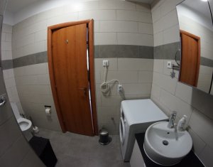 Apartament de vanzare, 2 camere, 68 mp + 19 mp terasa, parcare, Andrei Muresanu