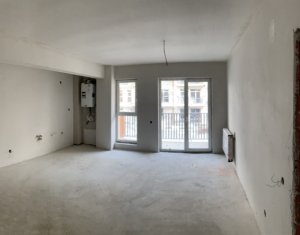 Vanzare apartament 3 camere, 2 bai, situat in Floresti, zona Eroilor