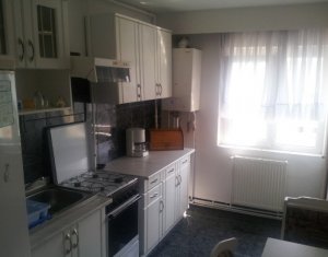 Apartament cu 2 camere, decomandat, Intre Lacuri, 