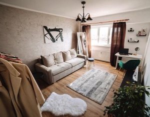 Apartment 3 rooms for sale in Cluj-napoca, zone Intre Lacuri