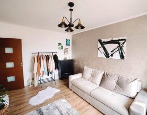 Apartment 3 rooms for sale in Cluj-napoca, zone Intre Lacuri