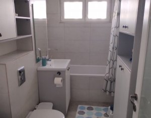 Appartement 4 chambres à vendre dans Cluj-napoca, zone Manastur