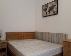 CENTRAL - Apartament cu 2 camere, zona Primarie, parcare