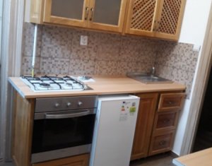 CENTRAL - Apartament cu 2 camere, zona Primarie, parcare