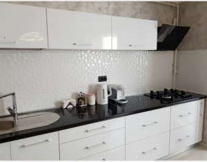 MANASTUR - Apartament 3 camere decomandat, 2 bai, finisat lux, zona Primaverii