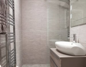 MANASTUR - Apartament 3 camere decomandat, 2 bai, finisat lux, zona Primaverii