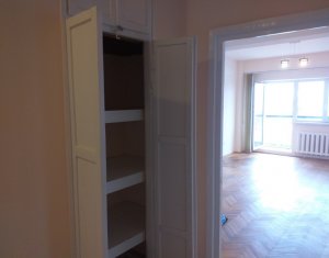 MARASTI - Apartament 4 camere 102 mp, 2 bai, 3 balcone, zona Dorobantilor