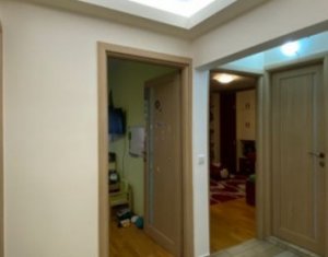 Apartament 3 camere, 77mp balcon, etaj 6 din 8, parcare si beci, zona Bucuresti