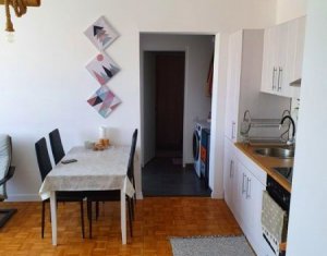 Apartament cu 3 camere 48 mp etaj 3 din 4 zona Garii