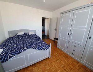 Apartament cu 3 camere 48 mp etaj 3 din 4 zona Garii