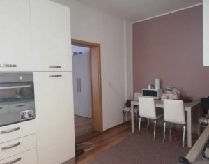 CENTRU - Vindem apartament cu 2 camere, 54 mp, la casa, oferta excelenta