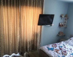 Vanzare apartament 3 camere, situat in Floresti, zona Sub Cetate