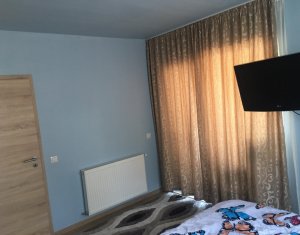 Vanzare apartament 3 camere, situat in Floresti, zona Sub Cetate