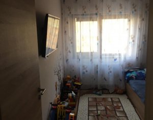 Vanzare apartament 3 camere, situat in Floresti, zona Sub Cetate