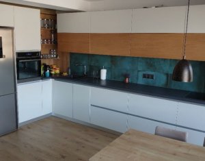 Appartement 3 chambres à vendre dans Cluj-napoca, zone Centru