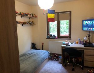 Appartement 3 chambres à vendre dans Cluj-napoca, zone Manastur