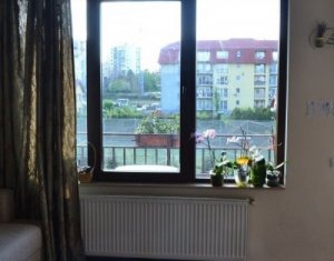 BORHANCI - Vanzare apartament cu 3 camere, decomandat, terasa, gradina, parcare