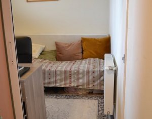 BORHANCI - Vanzare apartament cu 3 camere, decomandat, terasa, gradina, parcare