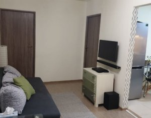 Apartament 3 camere, complet utilat si mobilat, centrala proprie, parcare